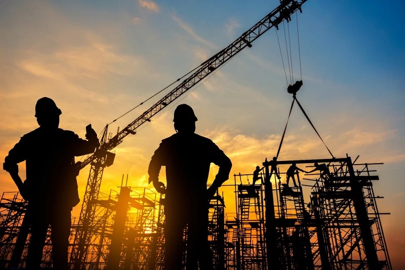 Bảo vệ môi trường trong quá trình thi công khách sạn là trách nhiệm của chủ đầu tư, nhà thầu thi công và các bên liên quan