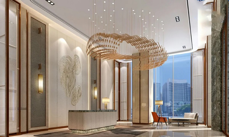 Không gian sảnh đón sang trọng với tông màu trắng kem