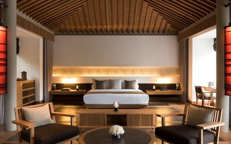 Nội thất phòng ngủ tinh tế mang đậm phong cách Á Đông đương đại