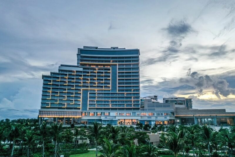 Thiết kế khách sạn 4 sao phong cách hiện đại đẳng cấp