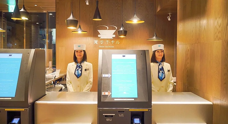Toàn bộ nhân viên, lễ tân đều là robot